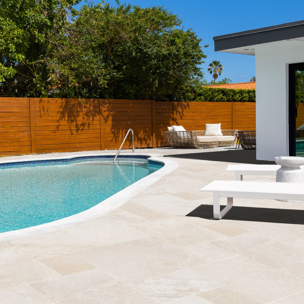 Hurok Marble - Hardscape Collection - Natural Stone Pavers - Marble Pavers - Venice Leather Finished